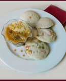 Idli with oats and veggies, sambar