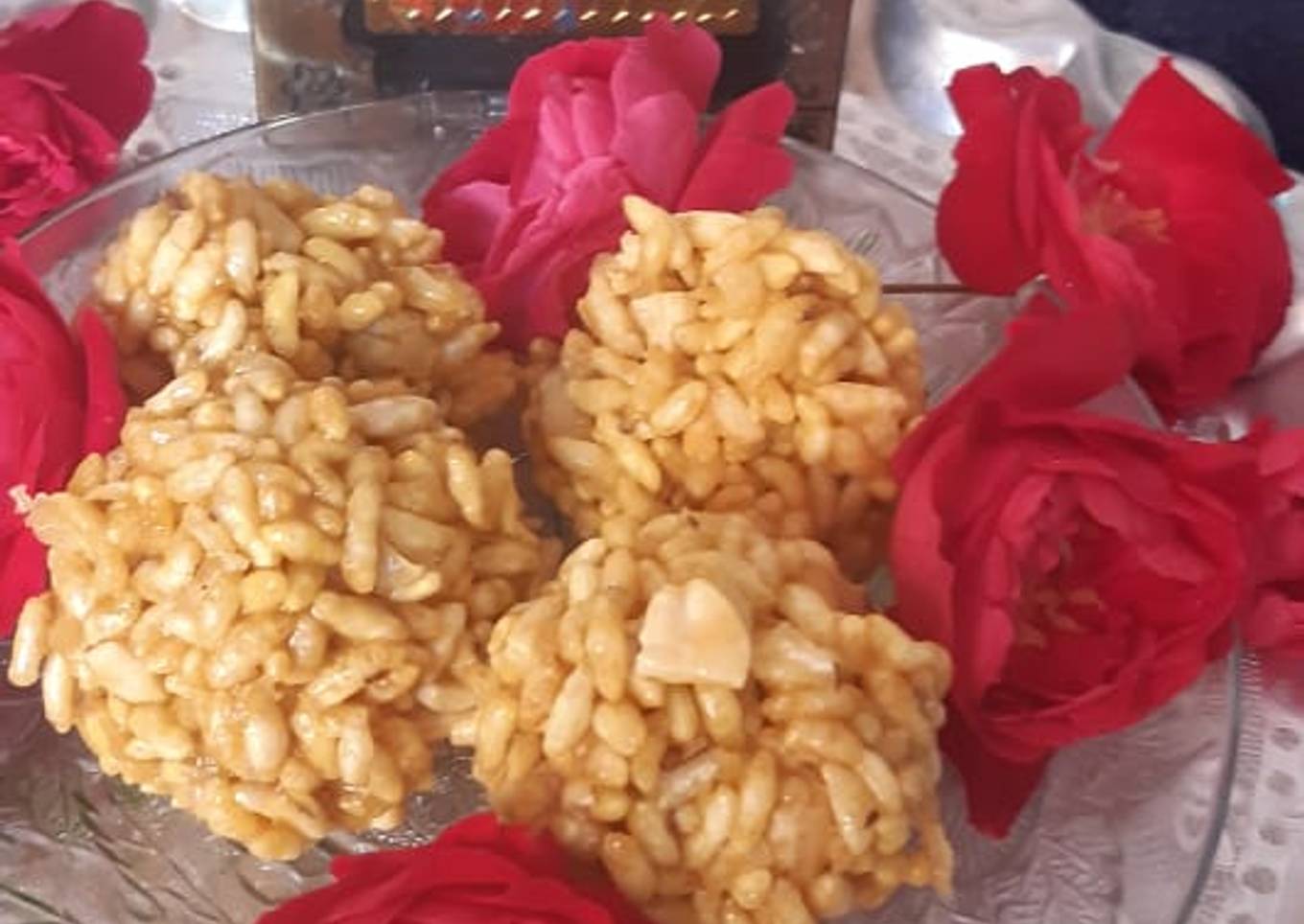 Mudhi Muan Laddu /murmurs gur laddu /puffed rice laddu