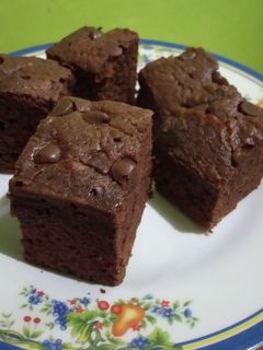 Foto resep Brownies Coklat Panggang Klasik no Mixer untuk adik tersayang