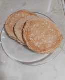 Pancake fit di albumi e farina di avena