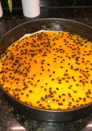Una foto de Cheesecake de Maracuyá