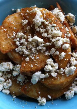 A picture of Feta Topping & Potato Wedges.