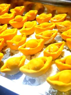黃金元宵湯圓（元寶造型湯圓） 的食譜成品照片