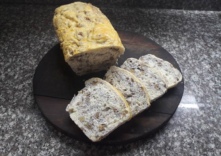 Pan de nuez (salado)