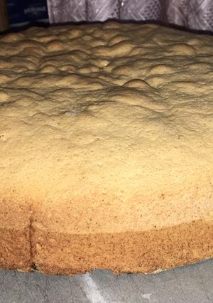 Una foto de Bizcochuelo clásico para Torta ❤️