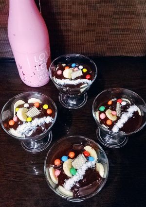 عکسی از دستور دسر ساندی شکلاتی