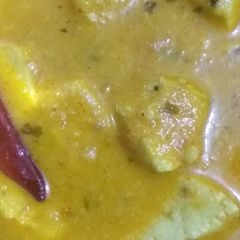 A picture of Shahi paneer.