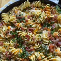 A picture of Crack Chicken Pasta.