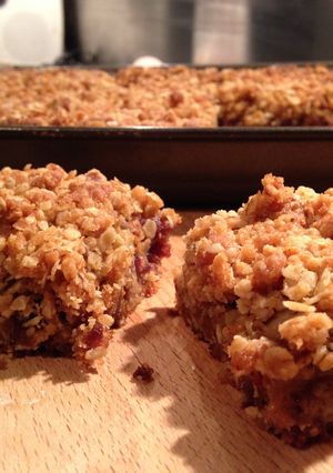 A picture of Oat, Date and Apple Traybake.