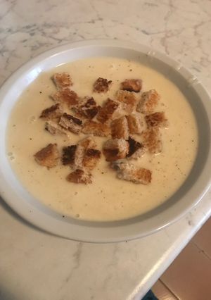 Fokhagymakrémleves recept fotója