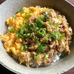A picture of Sweet Miso Mackerel & Egg Rice Bowl.