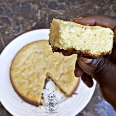 A picture of Lemon zest cake.