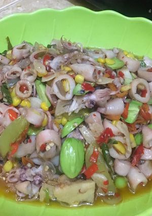 Foto resep Cumi asin pelangi mercon (pedas)