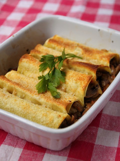 蘑菇肉醬義大利麵捲Cannelloni alla carne e funghi 的食譜成品照片
