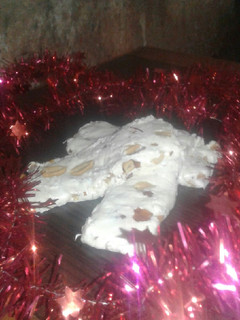 Una foto de Turrón navideño