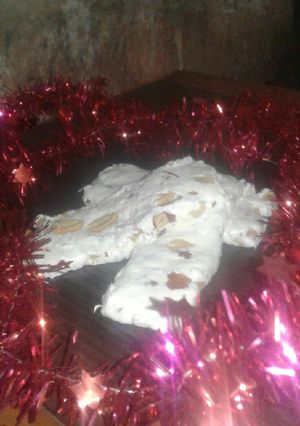 Una foto de Turrón navideño