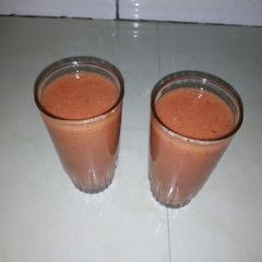 A picture of Fruit juice cocktail.