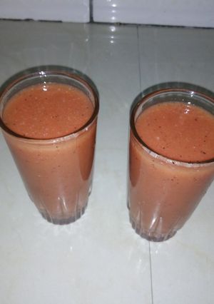 A picture of Fruit juice cocktail.