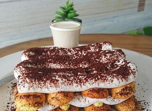 Foto resep Pour tiramisu (Homemade Lady Finger Biscuits)