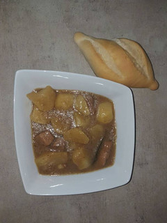 Una foto de Patatas con carne guisadas