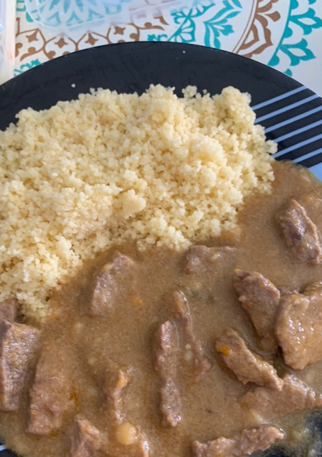 Una foto de Ternera en salsa con cous cous👌