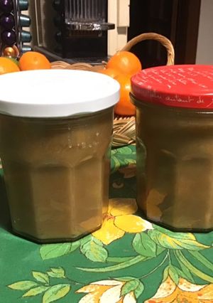 Une photo de Confit de pommes au brandy, vanille et cannelle