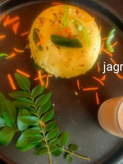 ઉપમા(upma recipe in gujarati) રેસીપી મુખ્ય ફોટો