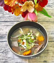 thịt bò hầm khoai tây cà rốt