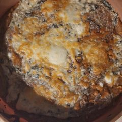 A picture of Pizza with whole grains and legumes.