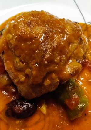 A picture of Mom's chicken cacciatore.