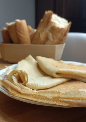 Une photo de 🥞 Pâte à crêpes aux restes de pain (antigaspi)