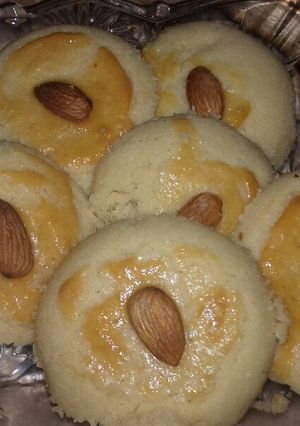A picture of Naankhatai.
