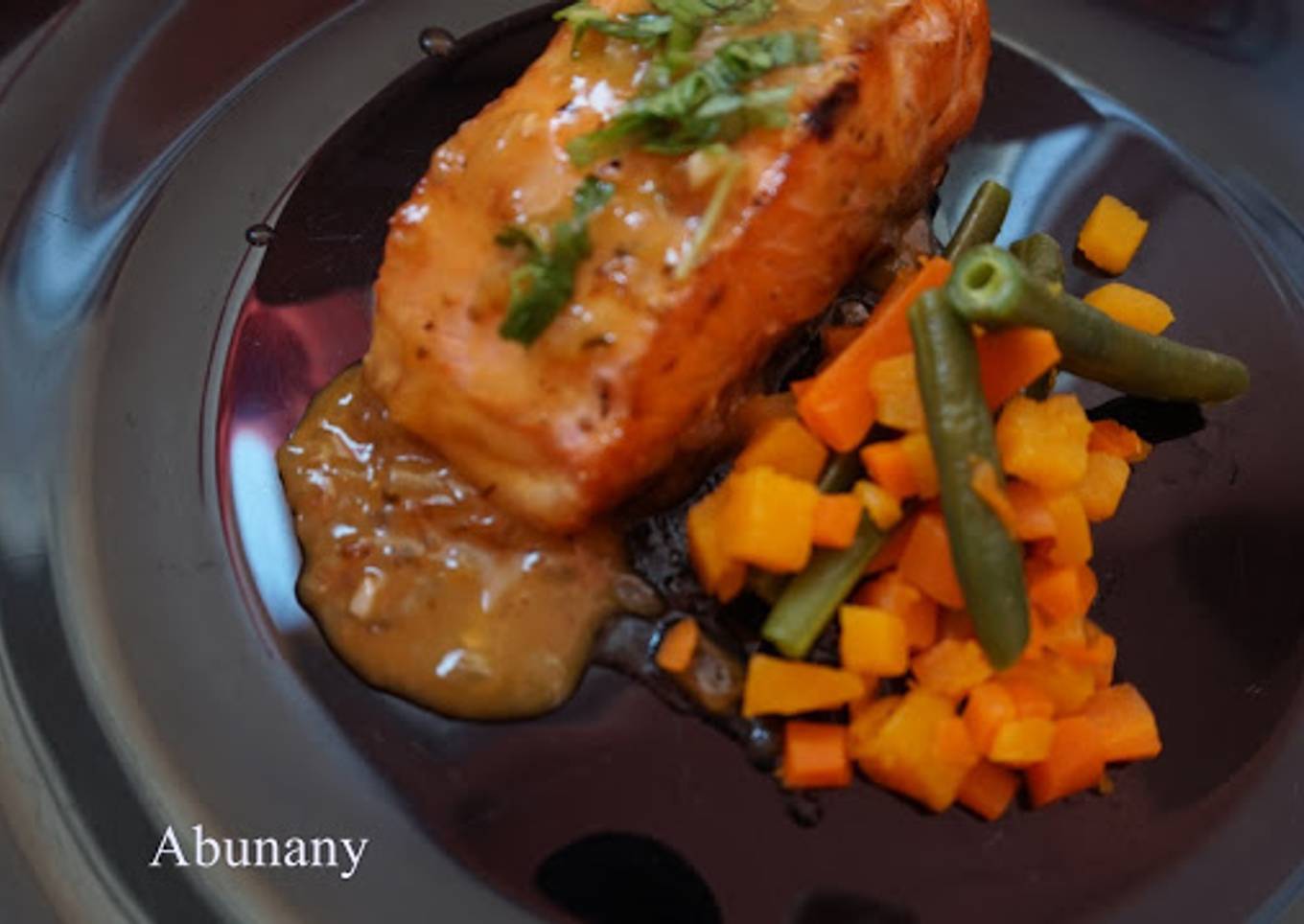 Salmón en salsa de naranja