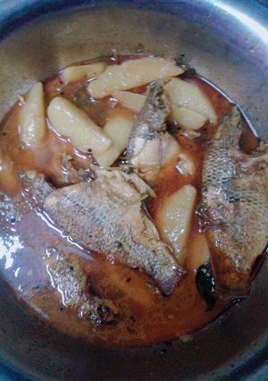 A picture of Telapia fish curry.
