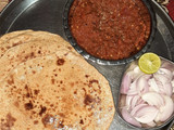 लौकी का भरता और भाखरी (lauki ka bharta aur bhakri recipe in Hindi)