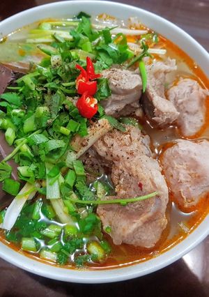 Hình của món Bún giò nạc.