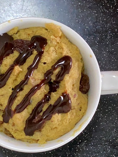 Dates Mug Cake (Dates Mug Cake recipe in tamil) செய்முறை முக்கிய புகைப்படம்