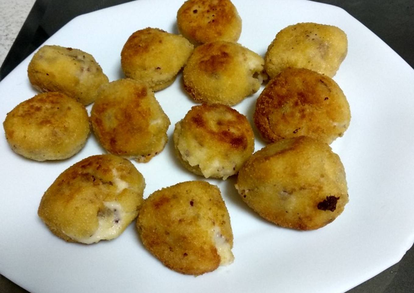 Croquetas de cecina con queso de cabra
