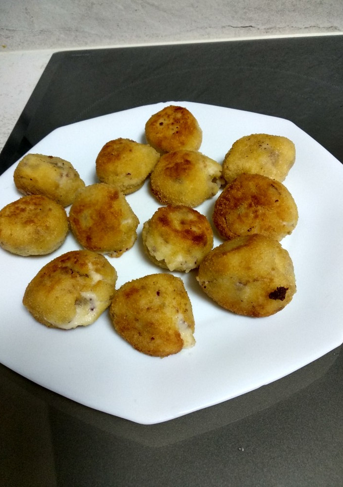 Una foto de Croquetas de cecina con queso de cabra