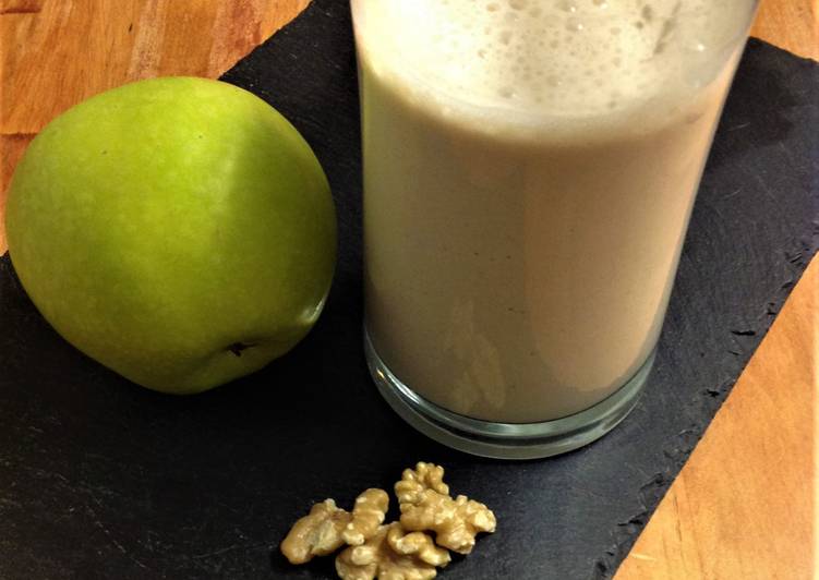 Smoothie de manzana granny y nueces