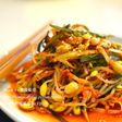 烤肉搭配的韓式涼拌黃豆芽蔥絲,콩나물무침