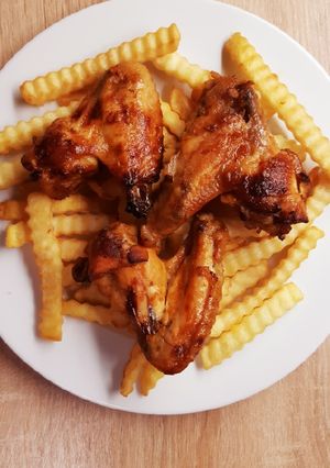 Ketchupos mézes csípős csirkeszárny (sütőzacskóban sütve) recept fotója