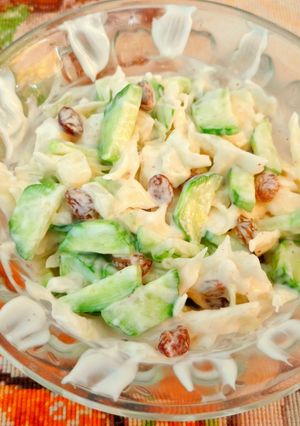 عکسی از دستور سالاد کلم و خیار🥗