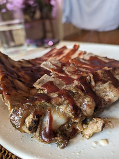 Una foto de Costillas al horno a la BBQ (precocidas en olla express)