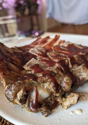 Una foto de Costillas al horno a la BBQ (precocidas en olla express)