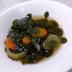 A picture of Sayur Bening Kelor Wortel Oyong.