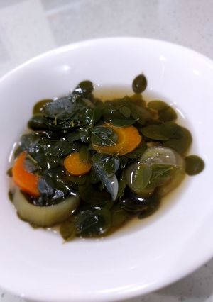 Foto resep Sayur Bening Kelor Wortel Oyong