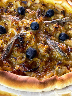 Une photo de •🧅Pissaladière Maison🧅•