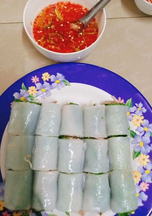 Hình của món Phở cuộn.
