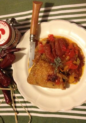 Une photo de Poulet Basquaise